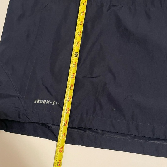 Nike UConn Huskies Storm-Fit 1/4 zip Windbreaker SZ XL Basketball March Madness - Picture 13 of 13